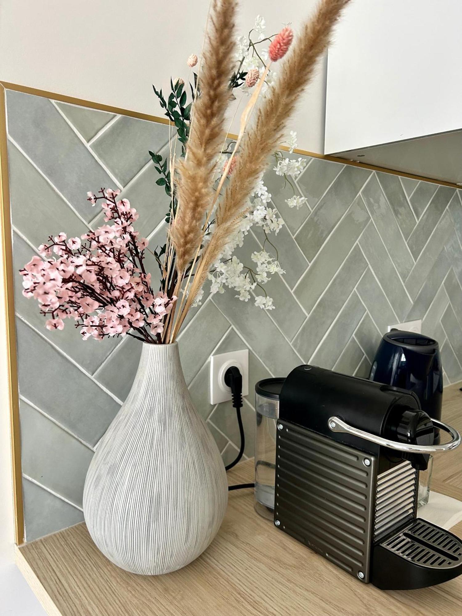 Elegant Appartement Minimaliste Entre Paris Et Disney Noisy-le-Grand Exteriör bild