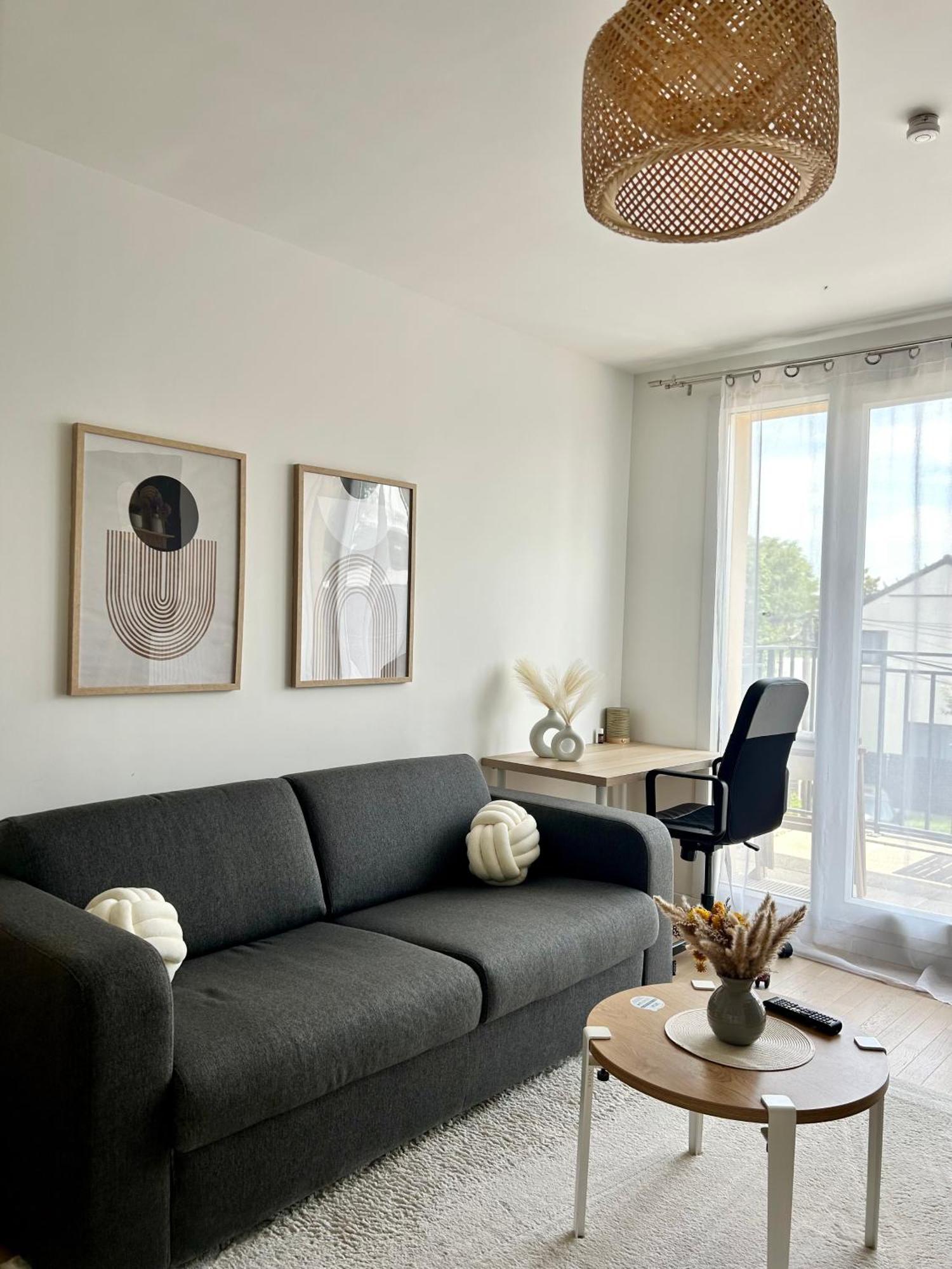 Elegant Appartement Minimaliste Entre Paris Et Disney Noisy-le-Grand Exteriör bild